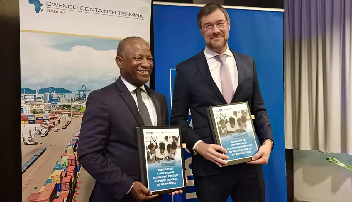 OWENDO CONTAINER TERMINAL ET L’UNESCO OFFRENT AU MINISTÈRE DE L’ÉDUCATION NATIONALE DES MINILABORATOIRES SCIENTIFIQUES POUR 16 000 ÉLÈVES DU GABON