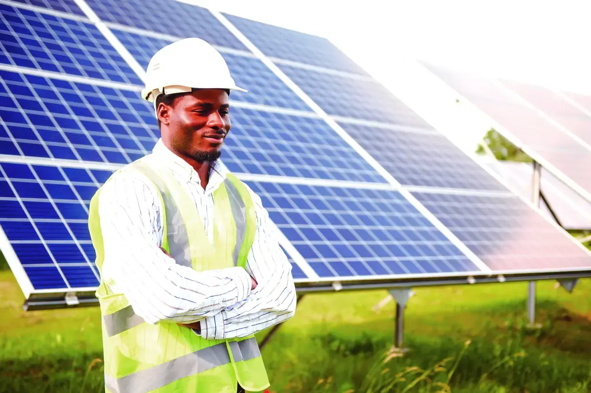 ÉLECTRICITE : LE GABON SE DOTE DE LA PLUS GRANDE CENTRALE SOLAIRE D’AFRIQUE CENTRALE